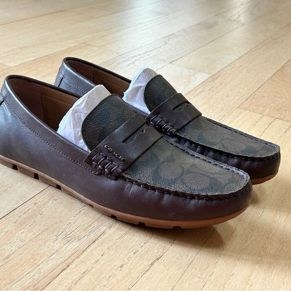 COACH Mott Driver Sig PVC in Brown - Picture 2 of 4